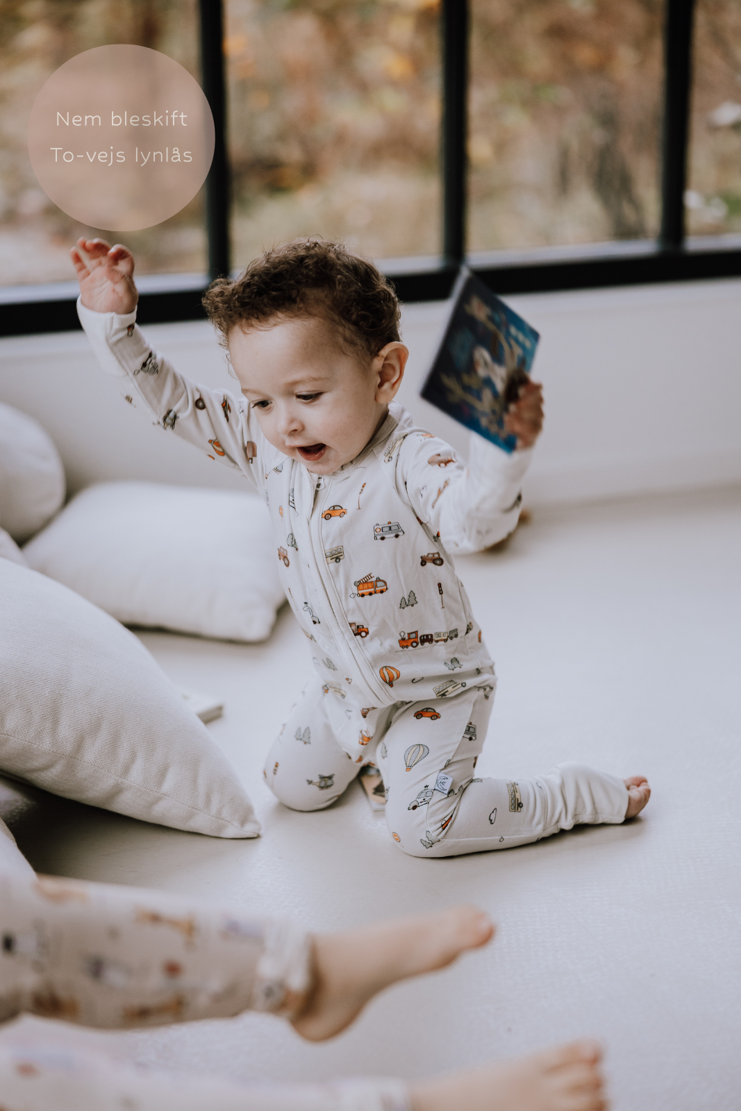 Onesie med lynlås - vehicles print