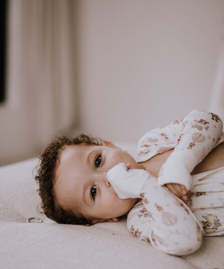 Bears and balloons - onesie med lynlås